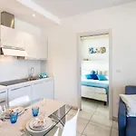 Mavip Hotel apartamentowy 4*