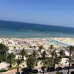 Mavip Aparthotel 4*