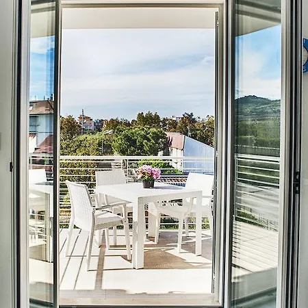 Mavip Apart-hotel